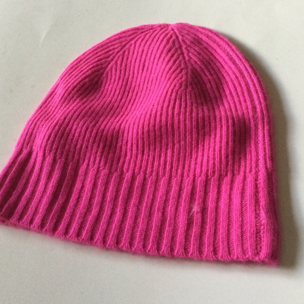 NORDSTROM  WOMENS CASHMERE KNIT BEANIE HOT PINK NWOT